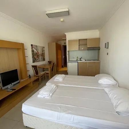 Private Ravda-emerald Apartamento *