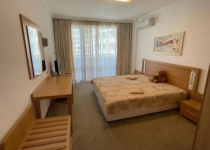 Apartment Private Ravda-emerald *